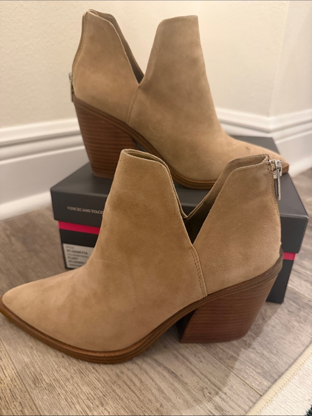 Vince Camuto Suede Ankle Booties Size 8.5
